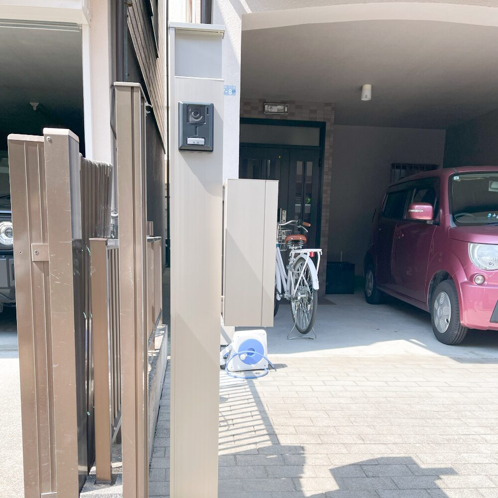 大阪府豊中市のリフォーム会社『ゆきプロ』施工事例:中古住宅購入の際にそのままだった門柱を新しくリフォーム