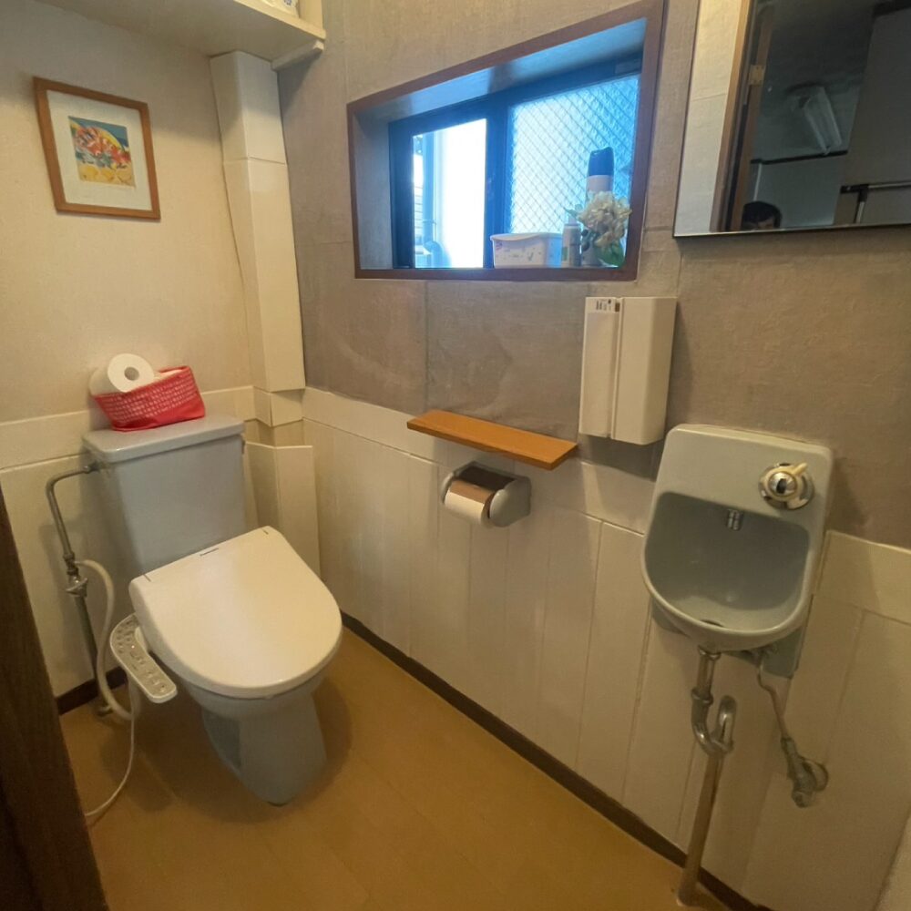 リフォーム前のトイレ画像
