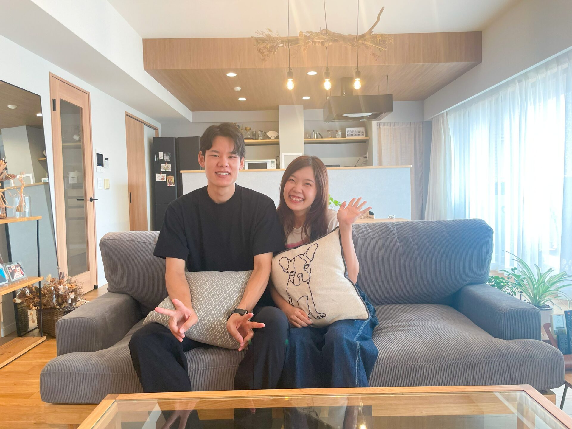 大阪府茨木市のマンションフルリノベーション。完成後のお客様の写真