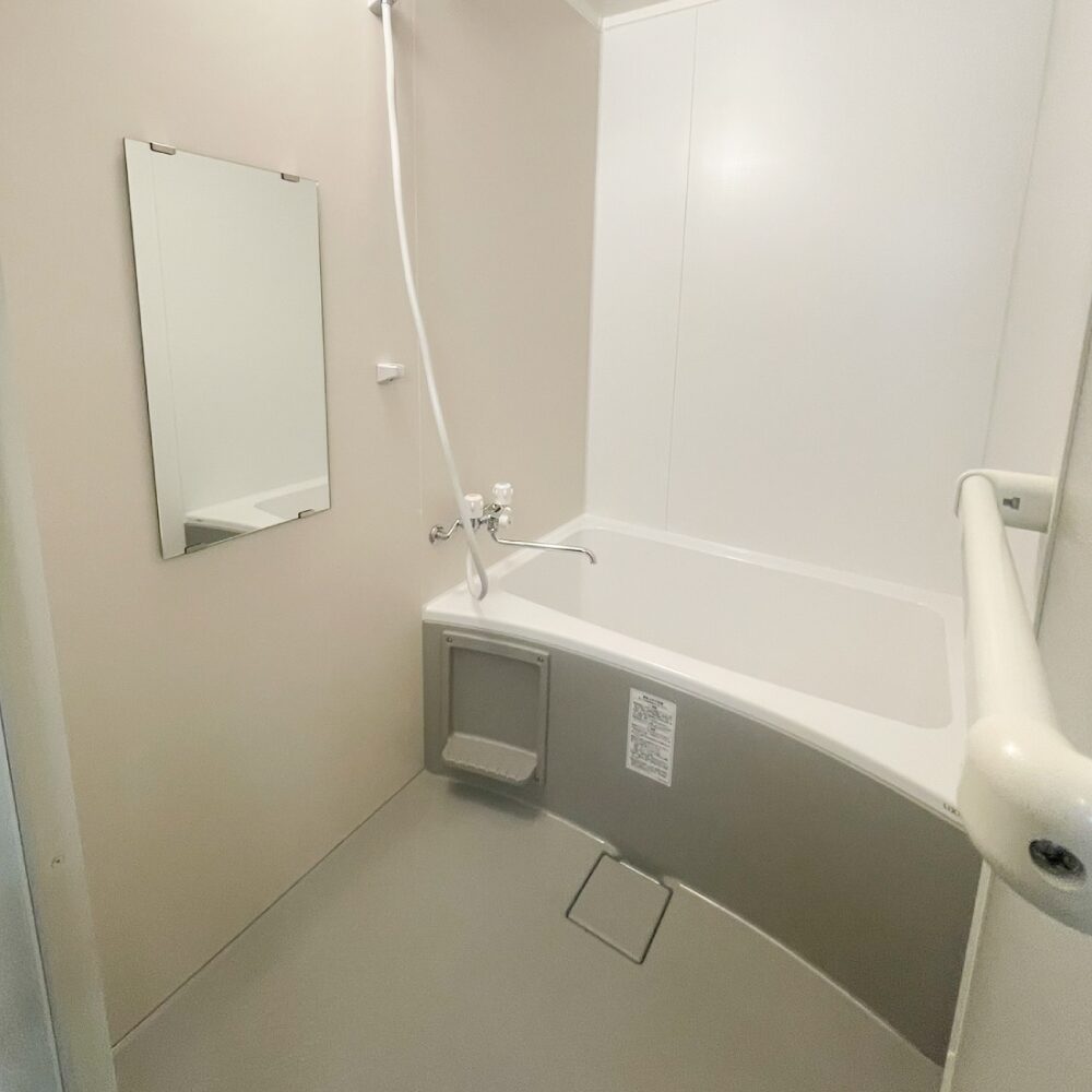 【豊中市】賃貸マンションのお風呂・トイレを1日で一新!費用を抑えて清潔に:大阪府豊中市のリフォーム会社【ゆきプロ】の施工事例