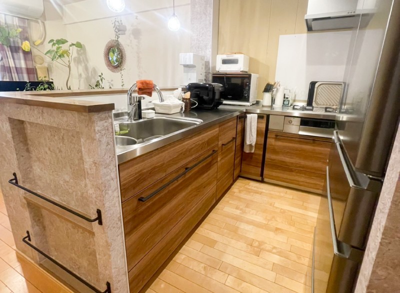 対面L型のキッチン