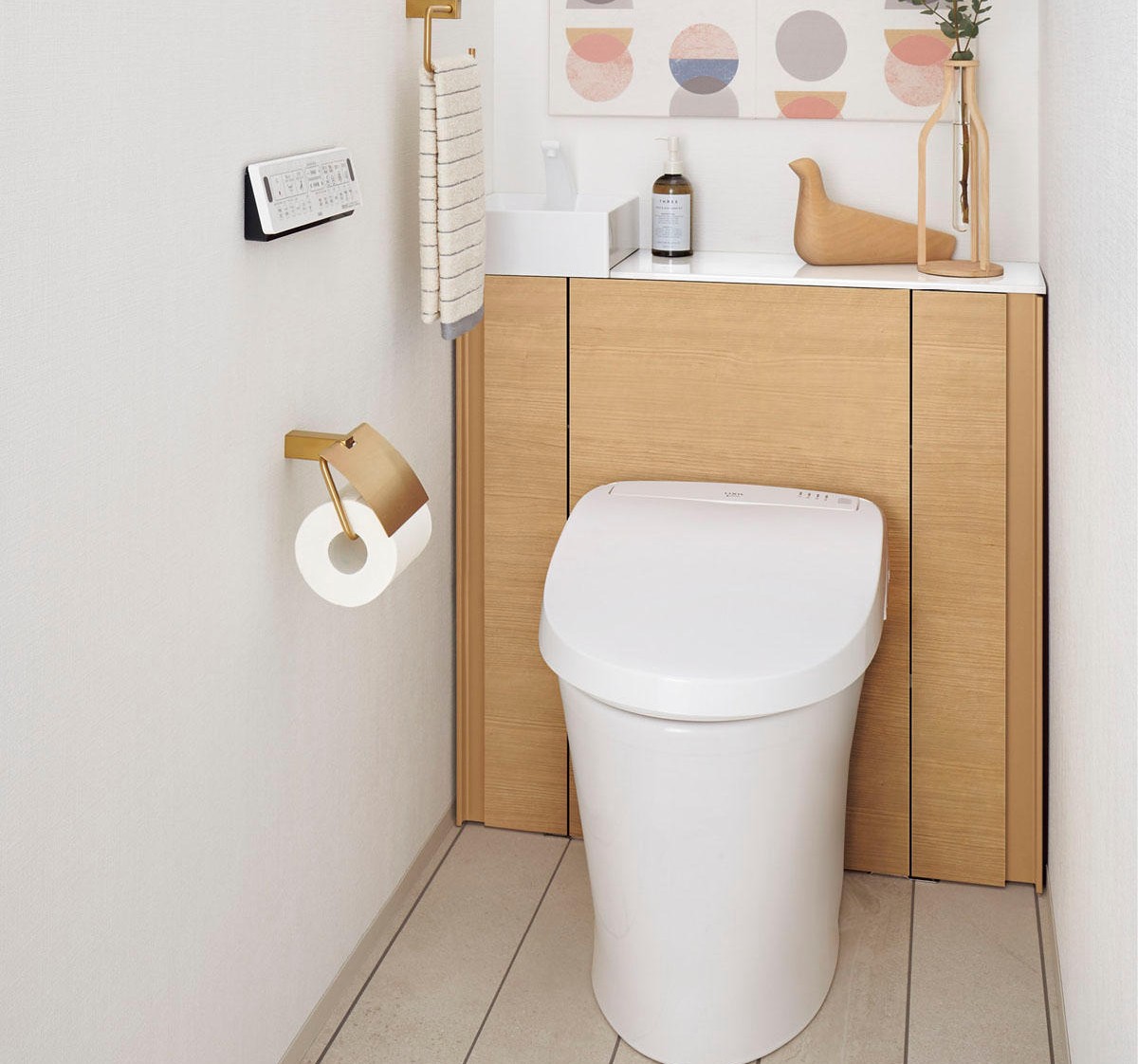 LIXILトイレ：リフォレ