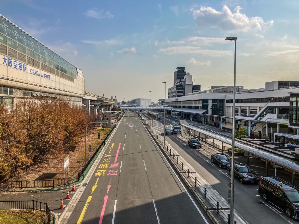 1-2. 幹線道路・空港周辺エリアの「排気ガス」と汚れ問題
