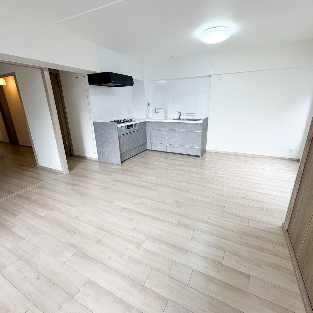 豊中市のマンションリフォーム:LDKのアフター画像2