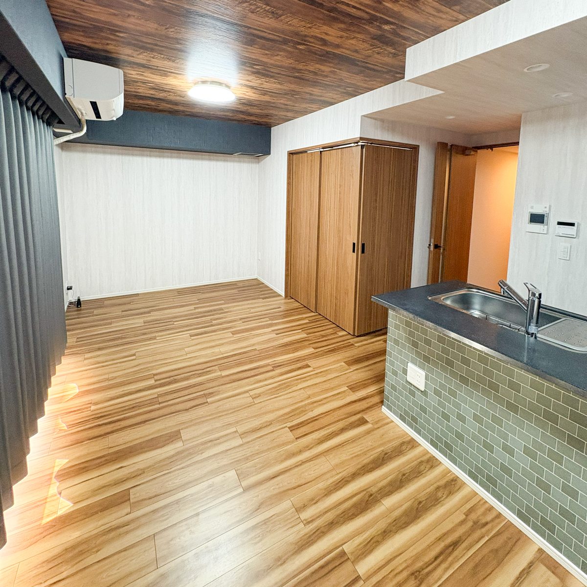 豊中市のマンション：内装リフォーム後のLDKリビング