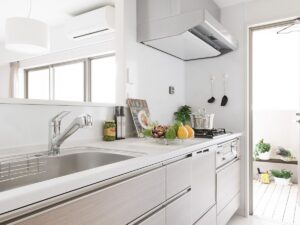 マンションでの水回り移動はどこまでできる？配管・排水勾配の実務ガイド：大阪府豊中市のリフォーム会社『ゆきプロ』リフォームお役立ちコラム